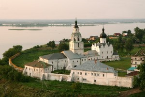 Tury v Kazan. Hram na ostrove Sviyazhsk. PIONER-TUR.